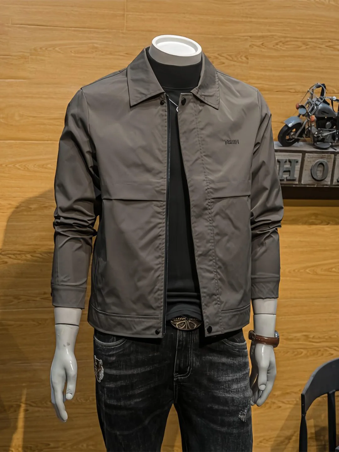 Busin Casual Men's Jaet Trendy Embroidered Collar ort Top Windproof Polyester Fiber Long Sve Zipper Closure Spring ...
Busin Casual Men's Jaet Trendy Embroidered Collar ort Top Windproof Polyester Fiber Long Sve Zipper Closure Spring ...