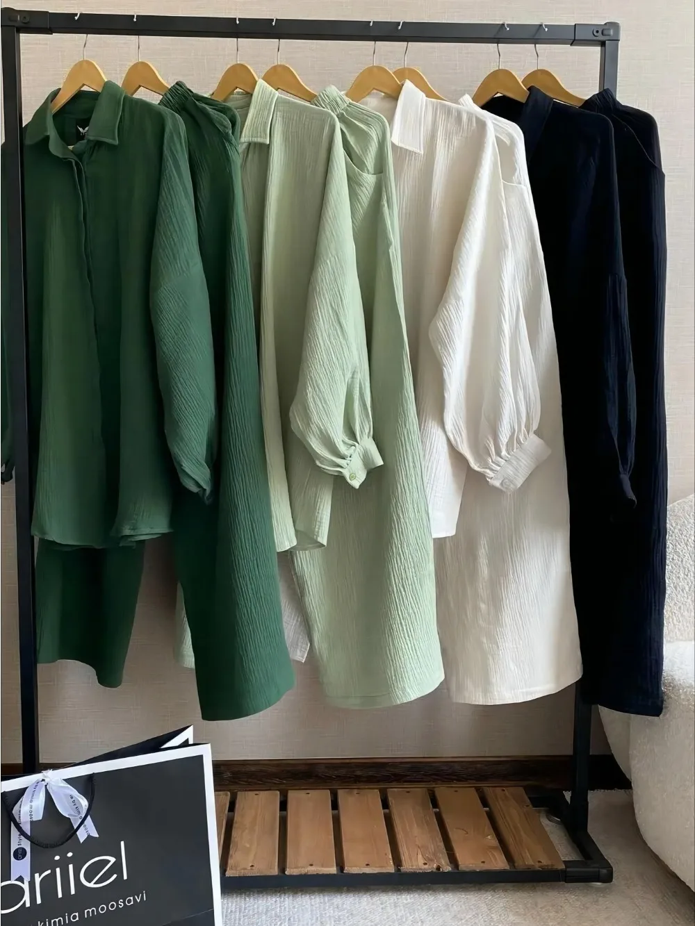 Eid Muslim Sets Women Two Piece Set Single Breasted Blouses Shirts Straight Pants High Street Pockets Button Musulman Ensembles
Eid Muslim Sets Women Two Piece Set Single Breasted Blouses Shirts Straight Pants High Street Pockets Button Musulman Ensembles