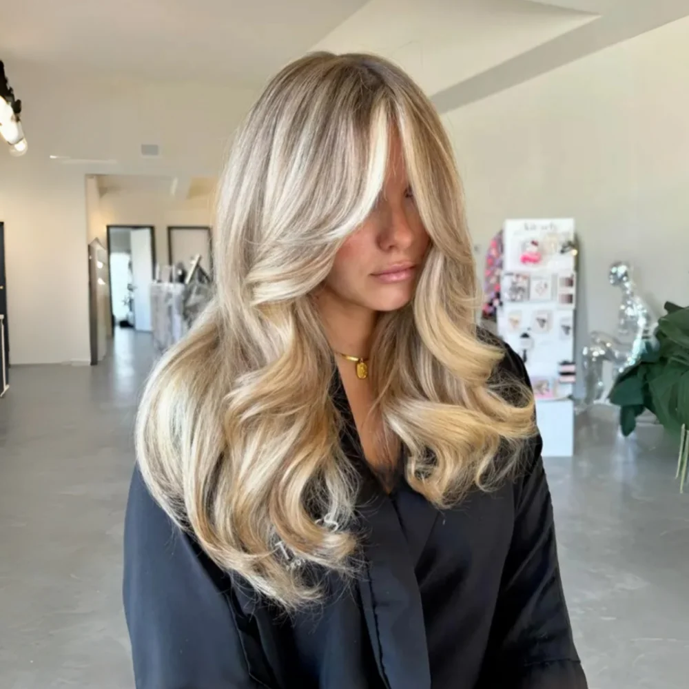 Highlight Blond Wave Hair 150 density and 13×4 Soft 100%human hair wig lace front wig, with baby hair pre plucked
Highlight Blond Wave Hair 150 density and 13×4 Soft 100%human hair wig lace front wig, with baby hair pre plucked