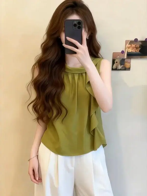 Elegant Summer Shirt Women's Sleeveless Hem Ruffle Belted Slimming Top Gentle Wind Style Fashionable Age-defying Chinese Fabric
Elegant Summer Shirt Women's Sleeveless Hem Ruffle Belted Slimming Top Gentle Wind Style Fashionable Age-defying Chinese Fabric