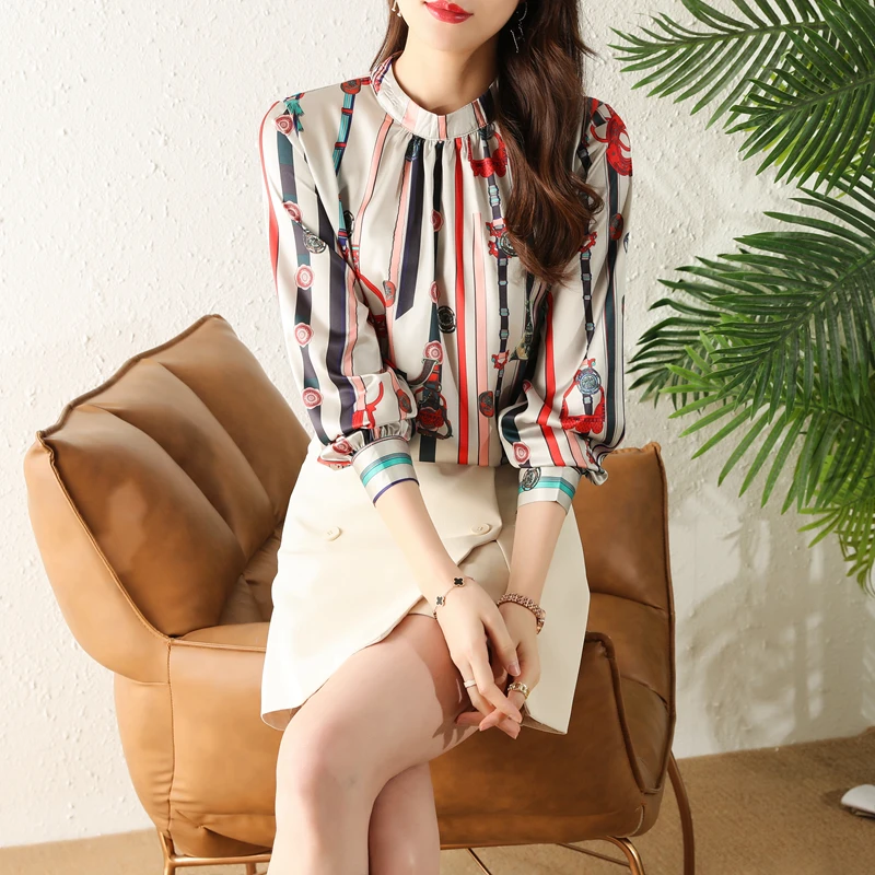 Women Clothing New Chain Print Printed Blouse Autumn Fashion Stand Collar Loose Casual Office Lady Tops Vintage Chiffon Shirts
Women Clothing New Chain Print Printed Blouse Autumn Fashion Stand Collar Loose Casual Office Lady Tops Vintage Chiffon Shirts