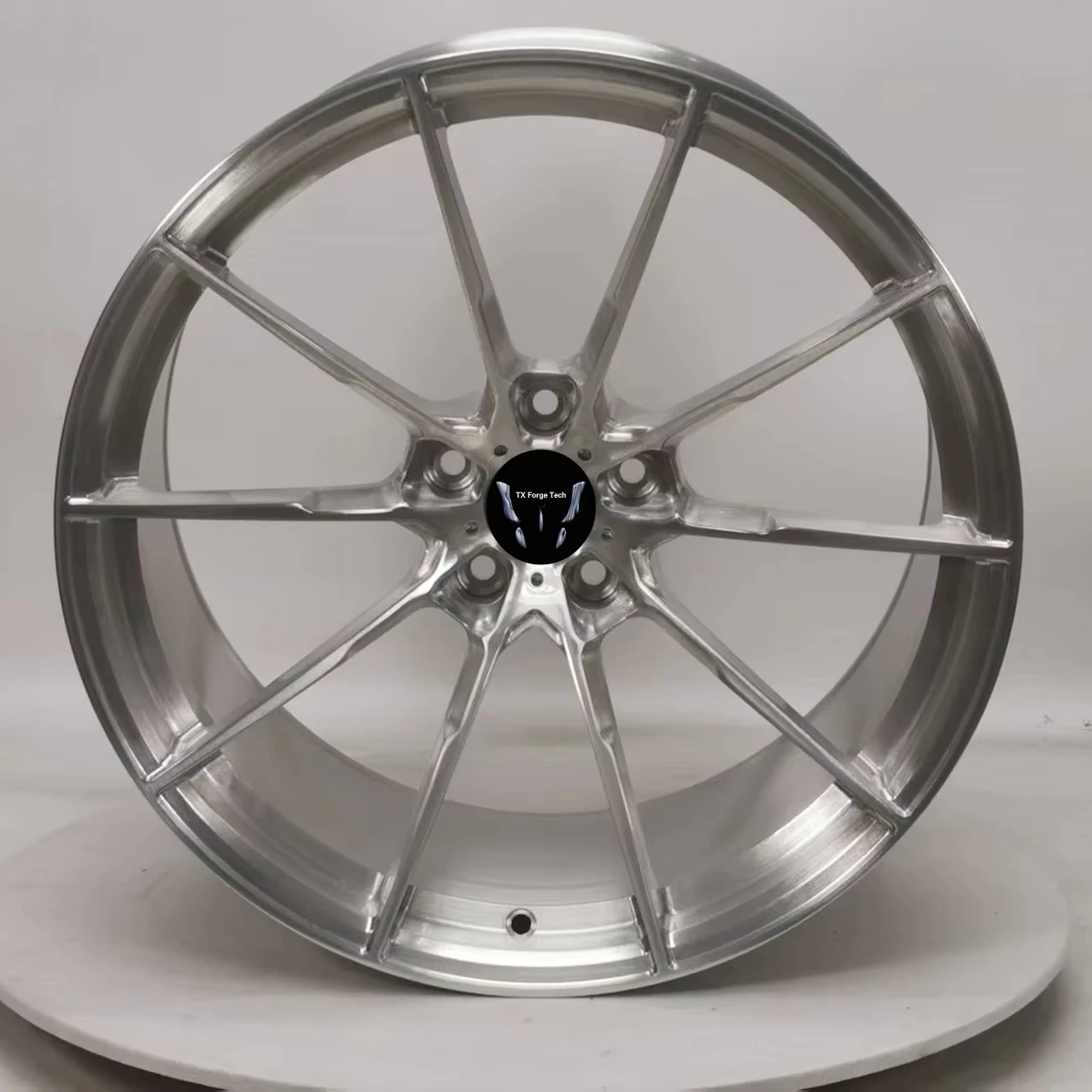 Customize Lightweight Aluminum Alloy 6061-T6 Forged Rims New for BMW Mercedes-Benz Tesla Passenger Cars with 40mm & 25mm ET 98mm
Customize Lightweight Aluminum Alloy 6061-T6 Forged Rims New for BMW Mercedes-Benz Tesla Passenger Cars with 40mm & 25mm ET 98mm