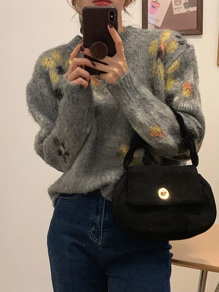 Vintage O Neck Thick Pullover Grey Flower Sweater Women Korean Winter Clothes Pull Femme Sueter Mujer Knitting Coat Sweaters
Vintage O Neck Thick Pullover Grey Flower Sweater Women Korean Winter Clothes Pull Femme Sueter Mujer Knitting Coat Sweaters