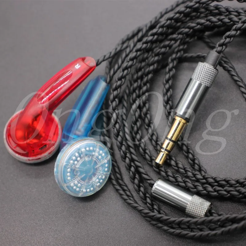 Наушники DIY 300ohm LCP Золотая Колонка ПЭТ синяя пленка индивидуальные наушники
Наушники DIY 300ohm LCP Золотая Колонка ПЭТ синяя пленка индивидуальные наушники
