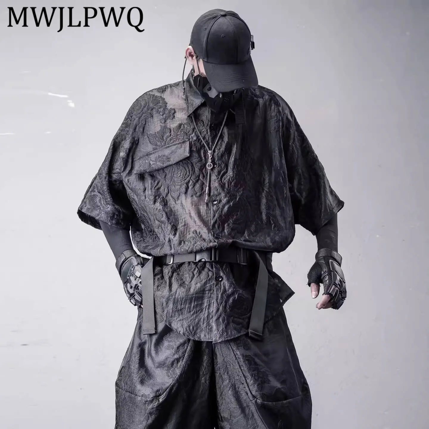 MWJLPWQ Niche Dark High-End Men's Short-Sleeve Shirt Street Style Irregular Design Jacquard Hollow-Out Loose Casual Tops 13809
MWJLPWQ Niche Dark High-End Men's Short-Sleeve Shirt Street Style Irregular Design Jacquard Hollow-Out Loose Casual Tops 13809