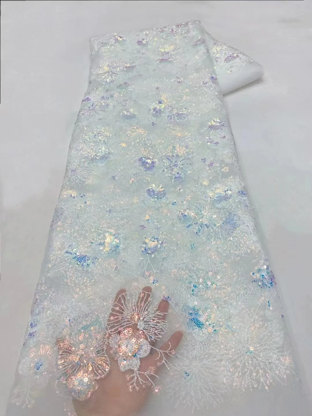 Luxury African Sequins Lace Fabrics 2024 High Quality 5 Yards Embroidery French Nigerian Tulle Lace Fabric For Sewing
Luxury African Sequins Lace Fabrics 2024 High Quality 5 Yards Embroidery French Nigerian Tulle Lace Fabric For Sewing