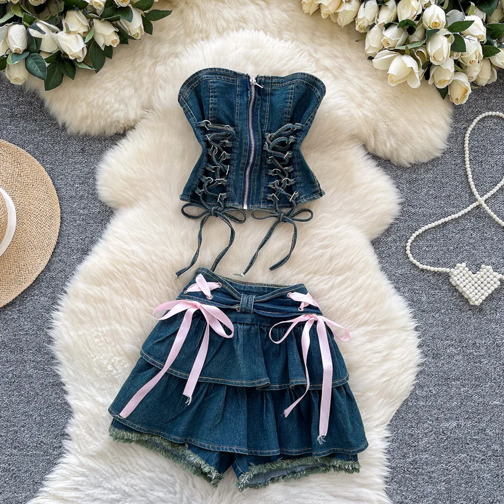 Summer 2 Piece Set zip waisted denim strapless vest+High Waist Ruched Denim Skirts 2025 Summer New Two Piece Sets
Summer 2 Piece Set zip waisted denim strapless vest+High Waist Ruched Denim Skirts 2025 Summer New Two Piece Sets
