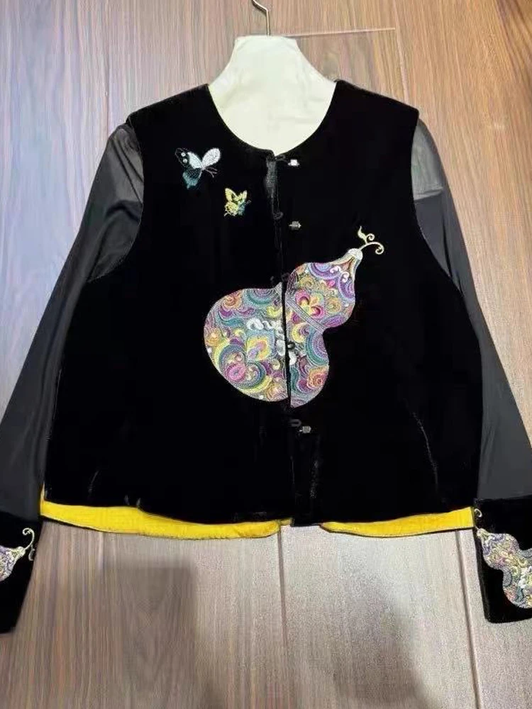 Новый китайский бархатный тыква с вышивкой Svel круглый винтажный топ женская модная осенняя тяжелая рабочая одежда
Новый китайский бархатный тыква с вышивкой Svel круглый винтажный топ женская модная осенняя тяжелая рабочая одежда