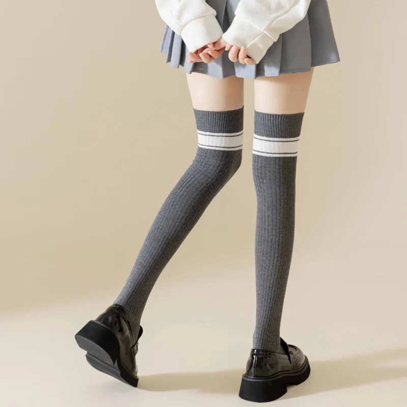 Women'S Stockings Knee-Covering Cotton Socks Stripe Stockings For Women Leisure Versatile Vertical Stripes Long Socks High Tube
Women'S Stockings Knee-Covering Cotton Socks Stripe Stockings For Women Leisure Versatile Vertical Stripes Long Socks High Tube