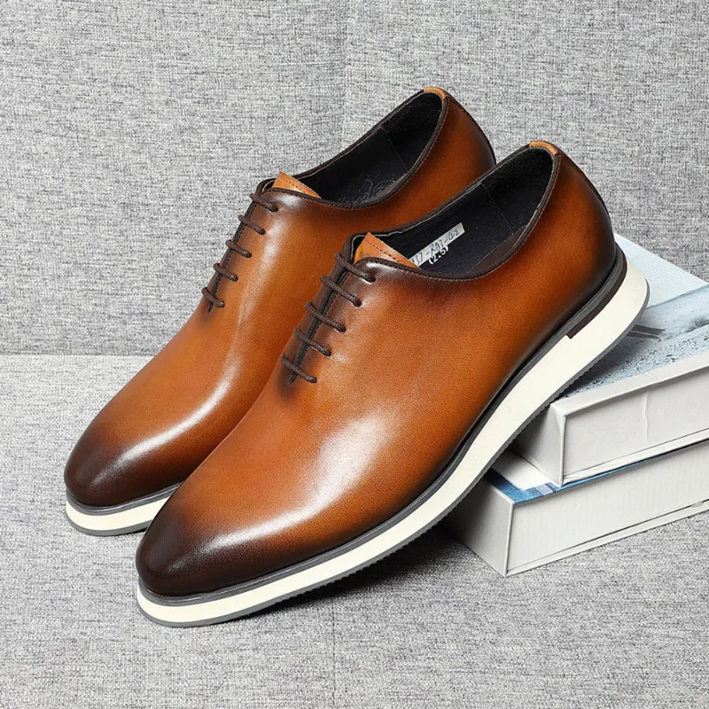 Luxury Fashion Men Dress Shoes British High-end Office Casual Business Dress Shoes Genuine Leather Fashion Wedding Shoes
Luxury Fashion Men Dress Shoes British High-end Office Casual Business Dress Shoes Genuine Leather Fashion Wedding Shoes