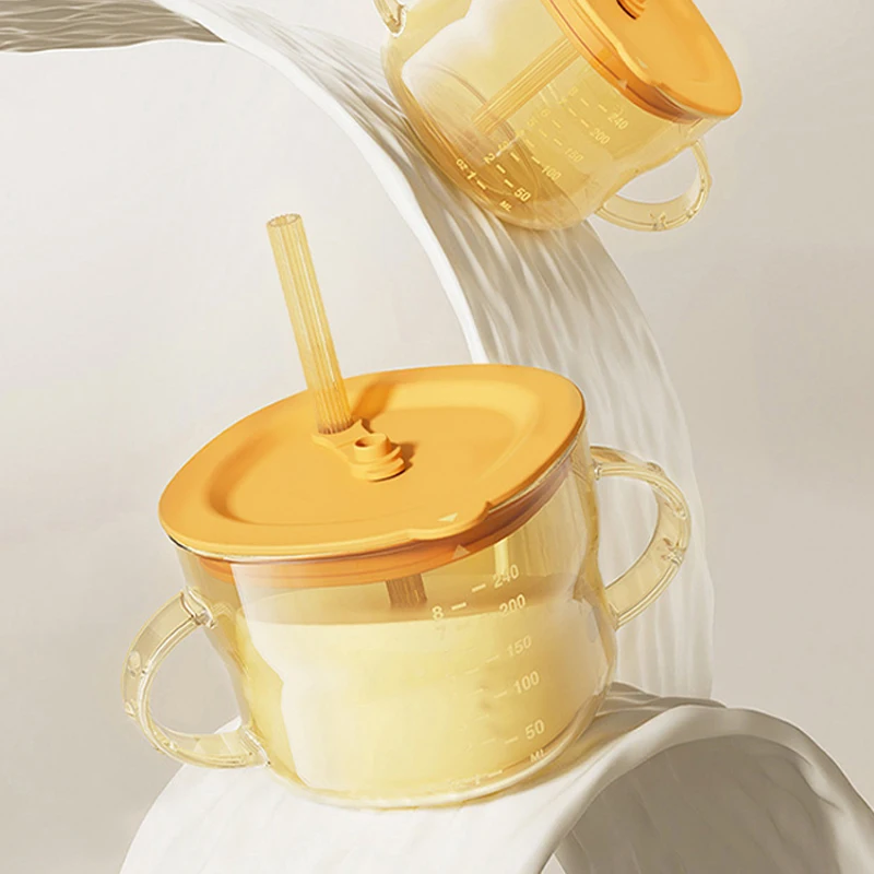 Lightweight Shockproof Drinking Cup with Double Handles And Flip Cover to Prevent Leakage
Lightweight Shockproof Drinking Cup with Double Handles And Flip Cover to Prevent Leakage