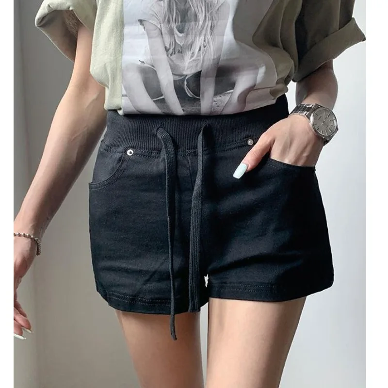 Casual High Waist Straight Leg Denim Shorts Belted Patchwork Pure White Color Block Cotton Jeans Shorts for Women
Casual High Waist Straight Leg Denim Shorts Belted Patchwork Pure White Color Block Cotton Jeans Shorts for Women