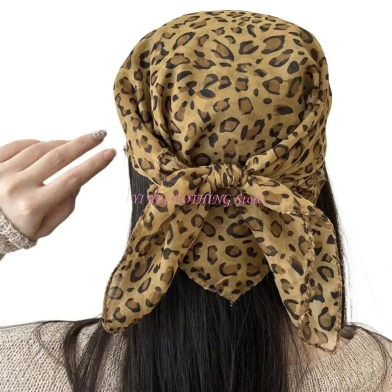 N5KF Retros Leopard Print Headscarf Fashionable Women Head Scarf Durability Scarf for Daily Wear
N5KF Retros Leopard Print Headscarf Fashionable Women Head Scarf Durability Scarf for Daily Wear