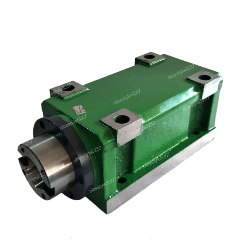 Engraving machine spindle Mohs No. 4 bt40 power head milling lathe spindle head boring and milling drilling tapping power head 
Engraving machine spindle Mohs No. 4 bt40 power head milling lathe spindle head boring and milling drilling tapping power head