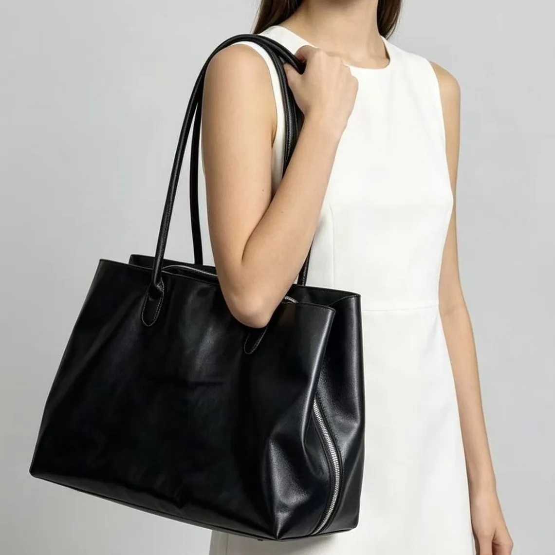 Women Handbags large capacity PU Leather Shoulder Bag for Ladies Bolsos Big Tote Bags Brand design Commuting Office bag bolsa
Women Handbags large capacity PU Leather Shoulder Bag for Ladies Bolsos Big Tote Bags Brand design Commuting Office bag bolsa