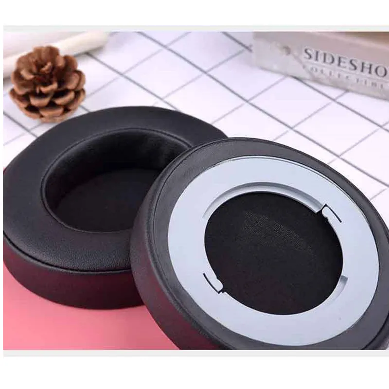 Replacement Earpads for Razer Kraken 7.1 Chroma V2 USB Gaming Pro V2 Headset Headphones Leather Sleeve Earphone Earmuff
Replacement Earpads for Razer Kraken 7.1 Chroma V2 USB Gaming Pro V2 Headset Headphones Leather Sleeve Earphone Earmuff