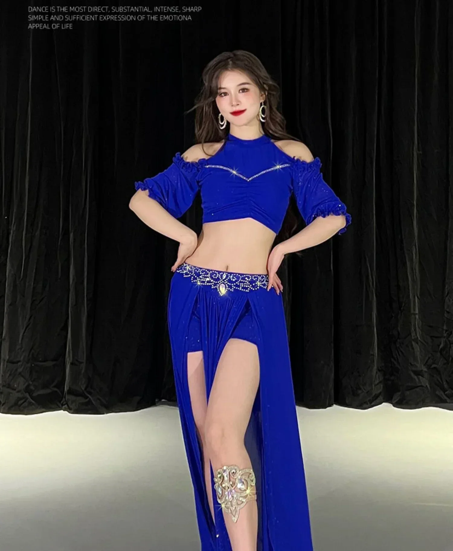 Belly Dance Dress Autumn/Winter Mesh Sexy Off Shoulder+Split Skirt 2PC Practice Dress Oriental Dance Performance Set
Belly Dance Dress Autumn/Winter Mesh Sexy Off Shoulder+Split Skirt 2PC Practice Dress Oriental Dance Performance Set