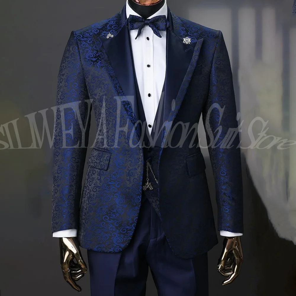 SILIWEYA Luxury Blue Jacquard 3 Pieces Set Gentleman Suits for Men Formal Bridegroom Wedding Tuxedos High-end Jacket+Vest+Pants
SILIWEYA Luxury Blue Jacquard 3 Pieces Set Gentleman Suits for Men Formal Bridegroom Wedding Tuxedos High-end Jacket+Vest+Pants