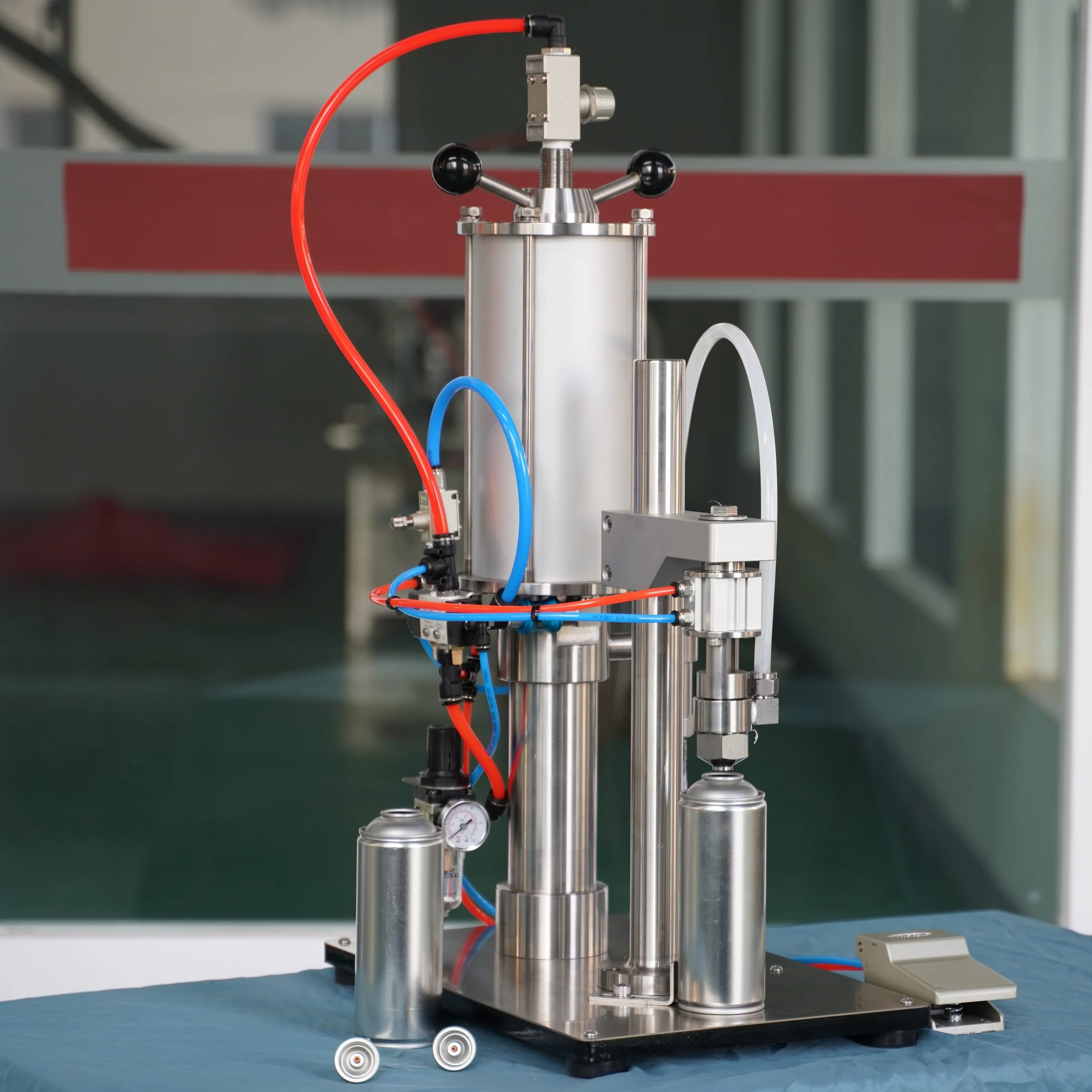 Small Pneumatic Aerosol Liquid Filling Machine for Aerosol
Small Pneumatic Aerosol Liquid Filling Machine for Aerosol