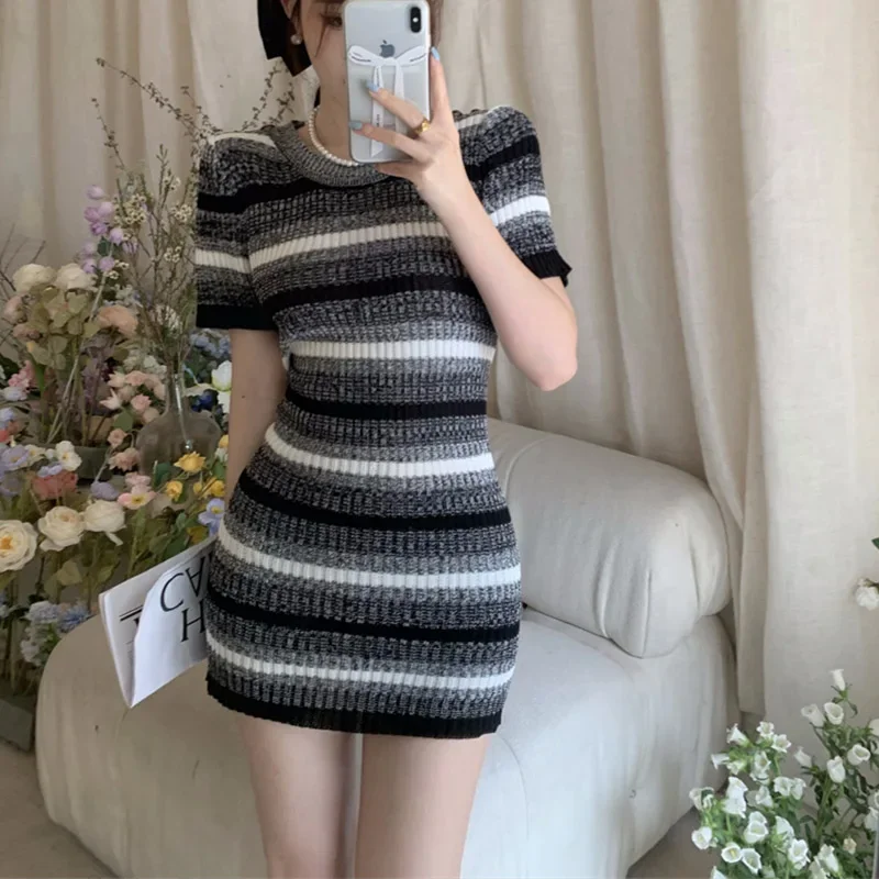 Slim Knitted Short-sleeved Striped Tight Dress for Women Summer Fashion Chic Y2k O-neck Midi Dresses Knitted Tunic
Slim Knitted Short-sleeved Striped Tight Dress for Women Summer Fashion Chic Y2k O-neck Midi Dresses Knitted Tunic
