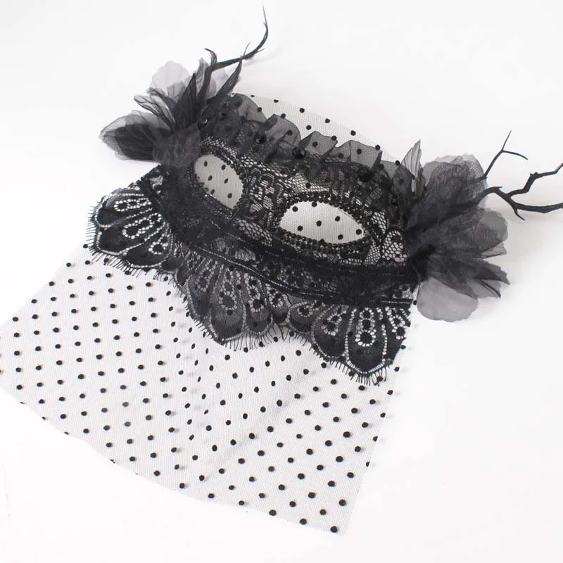 Mask Black Lace Hollow Mesh Adult Exquisite Retro Fashion Suitable for Halloween Party Christmas Performance Props Mysterious1Pc
Mask Black Lace Hollow Mesh Adult Exquisite Retro Fashion Suitable for Halloween Party Christmas Performance Props Mysterious1Pc