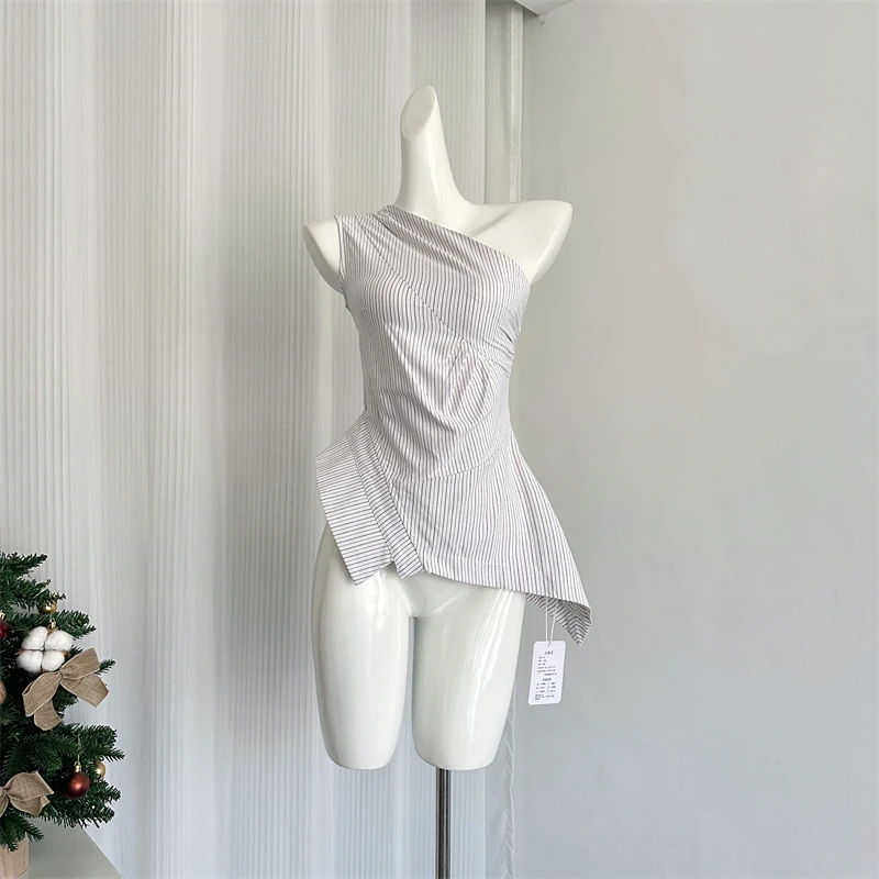 Women's Striped Crop Top Vintage Y2k Aesthetic Camisole Off Shoulder Corset Top Sleeveless Shirt Tank Top 2000s Clothes Summer
Women's Striped Crop Top Vintage Y2k Aesthetic Camisole Off Shoulder Corset Top Sleeveless Shirt Tank Top 2000s Clothes Summer