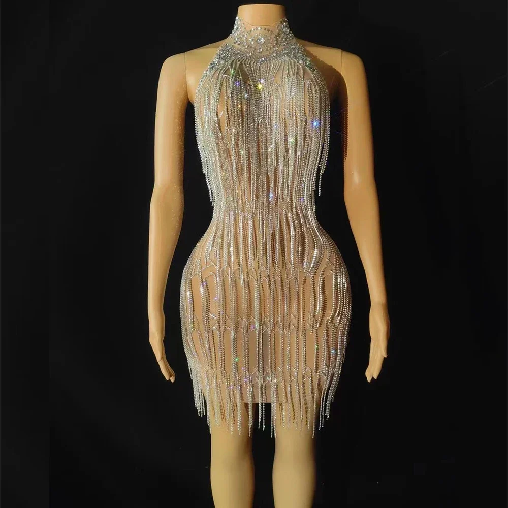 Women Silver Crystals Singer Stage Wear Sexy Stage Rhinestones Chain Fringes Short Dresses Evening Party Wedding Birthday Dress
Women Silver Crystals Singer Stage Wear Sexy Stage Rhinestones Chain Fringes Short Dresses Evening Party Wedding Birthday Dress