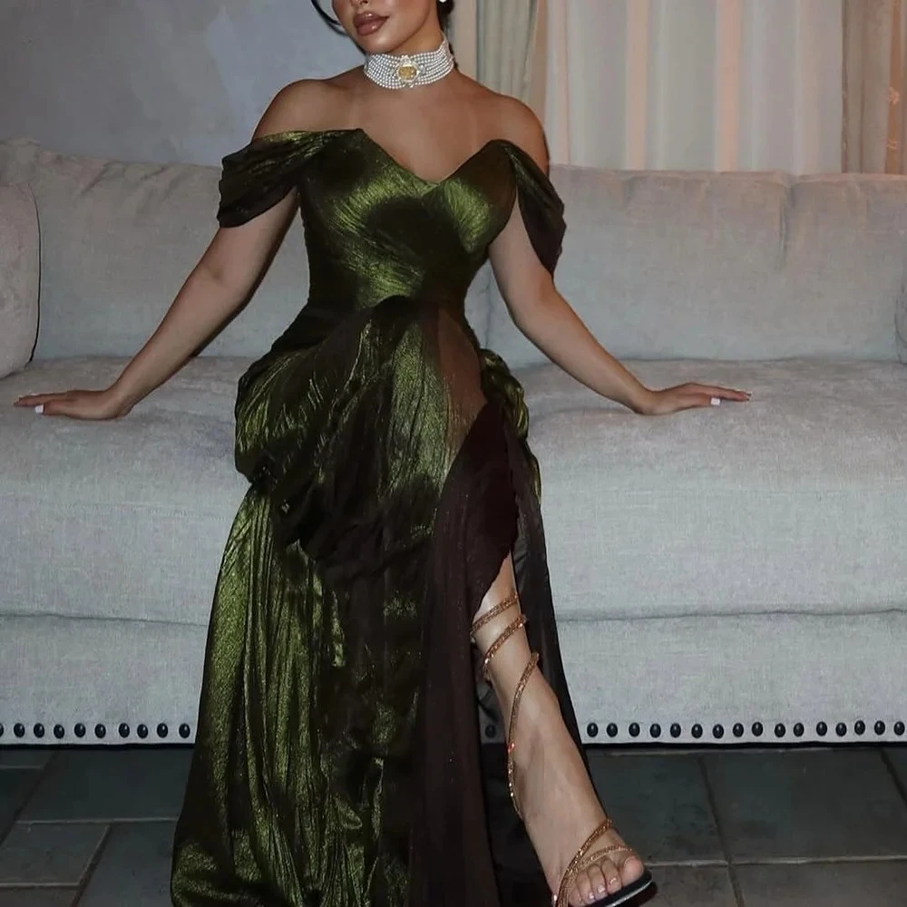 Блестящие атласные вечерние платья русалки с разрезом по индивидуальному заказу, платье принцессы для выпускного вечера с открытыми плечами, милое вечернее платье высокого качества с открытой спиной
Блестящие атласные вечерние платья русалки с разрезом по индивидуальному заказу, платье принцессы для выпускного вечера с открытыми плечами, милое вечернее платье высокого качества с открытой спиной