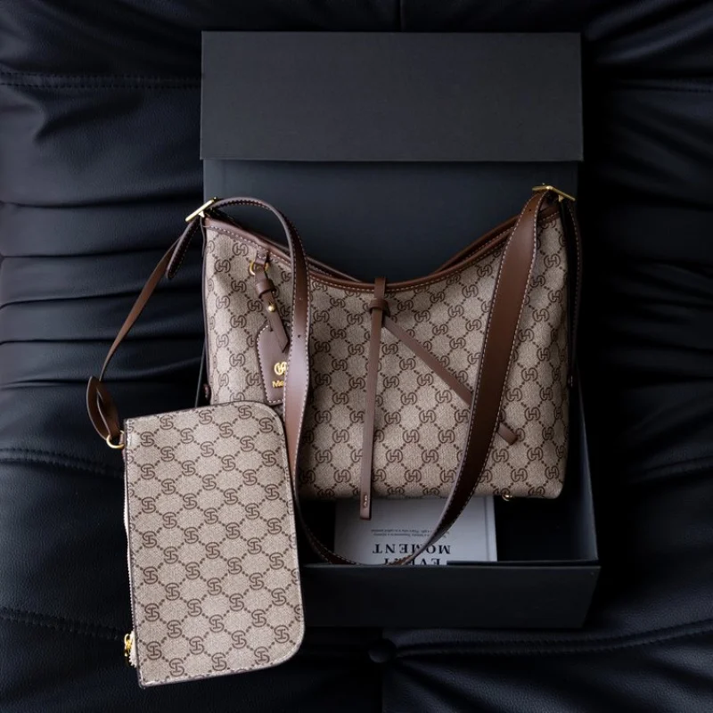 Высококачественный минималистичный уникальный стильный клатч для отдыха, мини-сумка для женщин, повседневный простой винтажный модный модный дизайн
Высококачественный минималистичный уникальный стильный клатч для отдыха, мини-сумка для женщин, повседневный простой винтажный модный модный дизайн