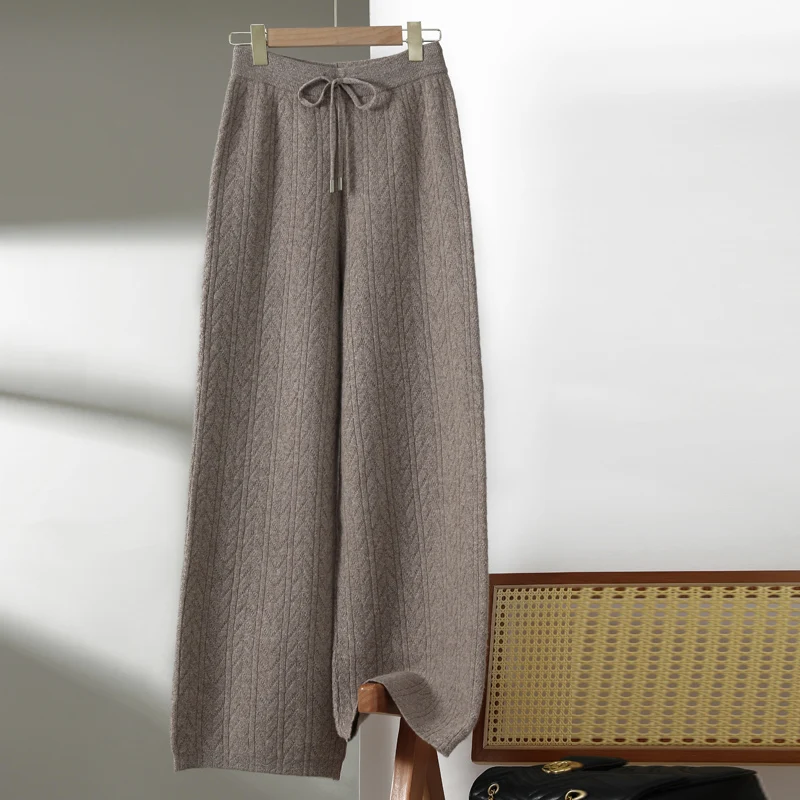 100% merino wool women's knitted trousers, diamond jacquard, warm, thickened, wide-leg pants, new autumn and winter 2024
100% merino wool women's knitted trousers, diamond jacquard, warm, thickened, wide-leg pants, new autumn and winter 2024