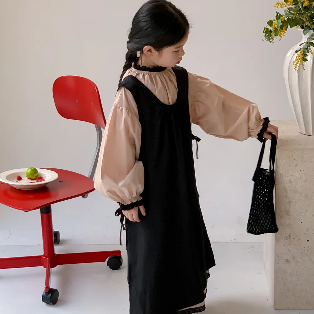 Children Clothes Suit 2024 Spring Girls Korean Lace Collar Puffy Sleeve Shirt Children Solid Casual Strap Skirt Two-piece Set
Children Clothes Suit 2024 Spring Girls Korean Lace Collar Puffy Sleeve Shirt Children Solid Casual Strap Skirt Two-piece Set