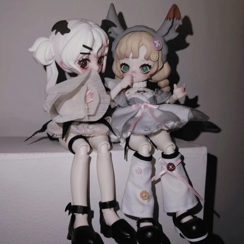 Authentic 1/12Bjd Nyssa Strange Nightmare Series Blind Box Mobile Doll Exquisite, Cute, Fashionable Gift for Girls' Festivals
Authentic 1/12Bjd Nyssa Strange Nightmare Series Blind Box Mobile Doll Exquisite, Cute, Fashionable Gift for Girls' Festivals