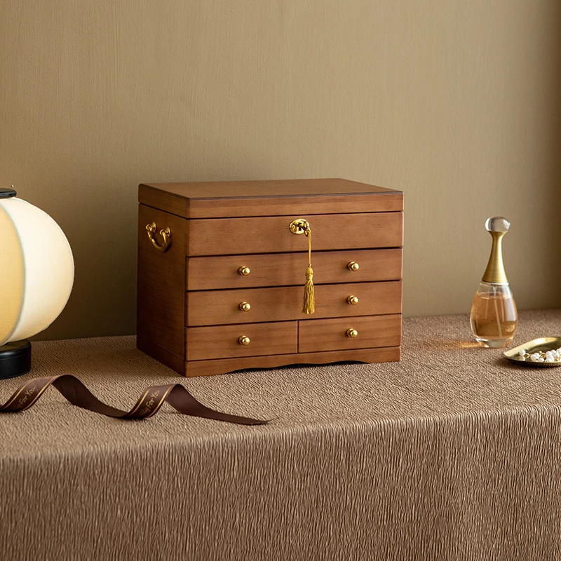 Wooden jewelry box storage box with lock, high-end exquisite hand jewelry jewelry box, retro large-capacity new wedding items
Wooden jewelry box storage box with lock, high-end exquisite hand jewelry jewelry box, retro large-capacity new wedding items