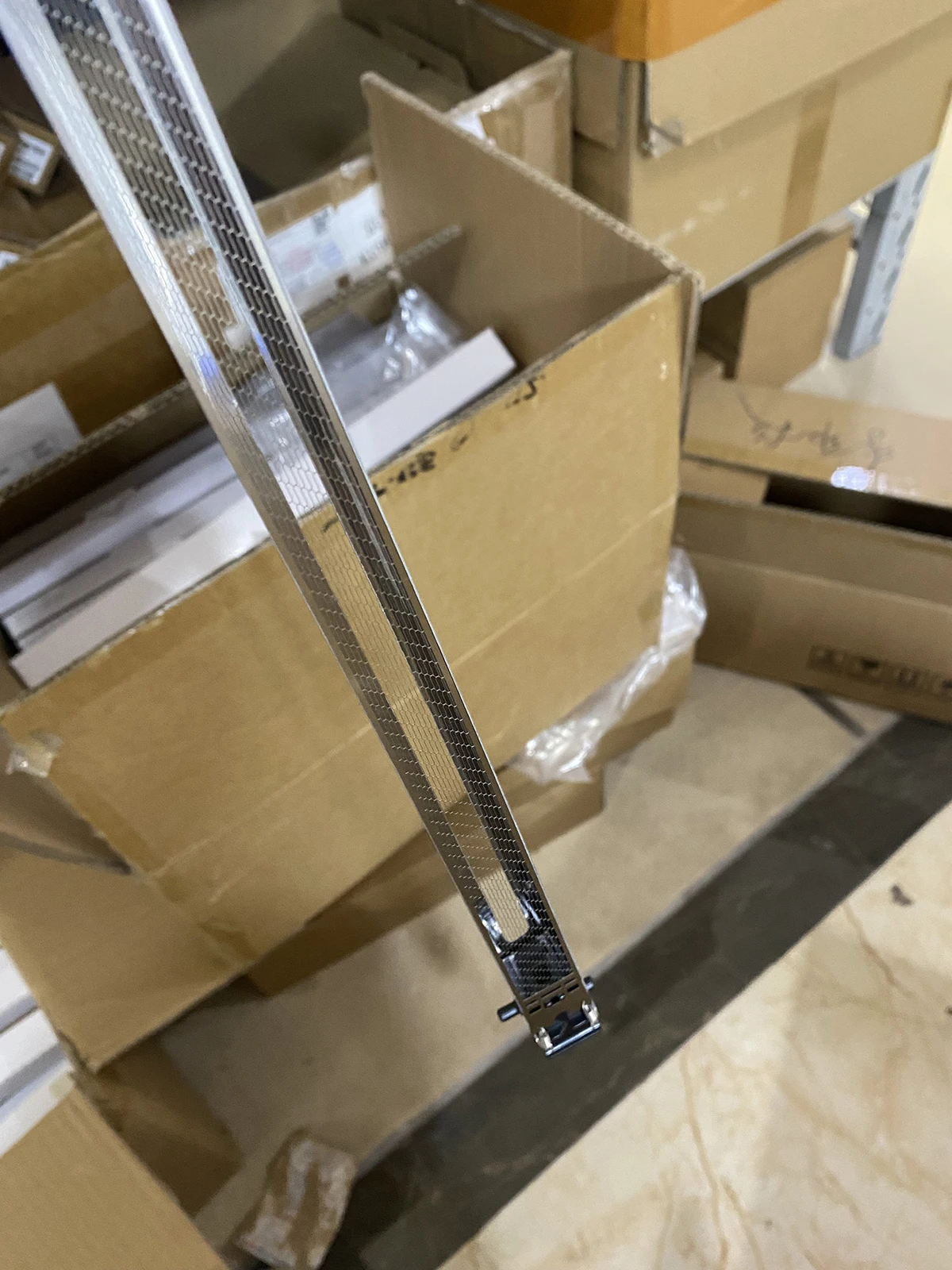 Коронный блок зарядки для Konica Minolta C6500 C5501 C6000 C6501 C7000 Corona Grid
Коронный блок зарядки для Konica Minolta C6500 C5501 C6000 C6501 C7000 Corona Grid