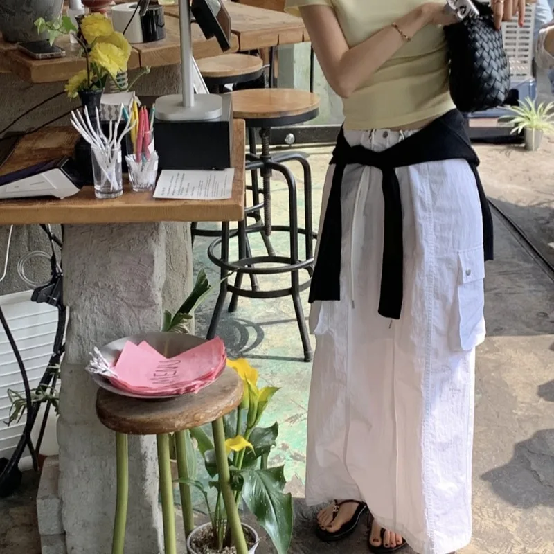 Fashionable Korean Style Half Body Skirt with Pockets Back Split Casual Versatile Spring Summer New Arrival Women's Midi Skirt
Fashionable Korean Style Half Body Skirt with Pockets Back Split Casual Versatile Spring Summer New Arrival Women's Midi Skirt