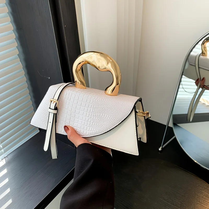 Chic Crocodile Pattern Womens Handbag - Stylish Crossbody & Shoulder Bag with Spacious Interior - Trendy Fashion Purse for Every
Chic Crocodile Pattern Womens Handbag - Stylish Crossbody & Shoulder Bag with Spacious Interior - Trendy Fashion Purse for Every