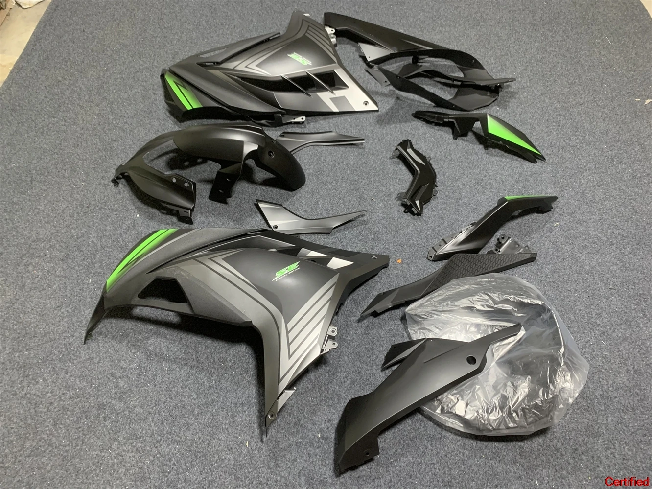 Motorcycle Fairing Set For Ninja300 Ninja 300 EX300 2013-2017 All Accessories Full Bodywork 2014 2015 2016
Motorcycle Fairing Set For Ninja300 Ninja 300 EX300 2013-2017 All Accessories Full Bodywork 2014 2015 2016