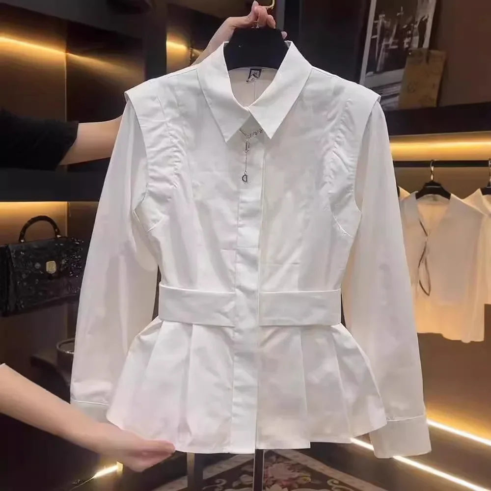 French fashion design lapel waist long sleeve shirt women's spring and autumn new niche stitching pleated solid color Joker top
French fashion design lapel waist long sleeve shirt women's spring and autumn new niche stitching pleated solid color Joker top