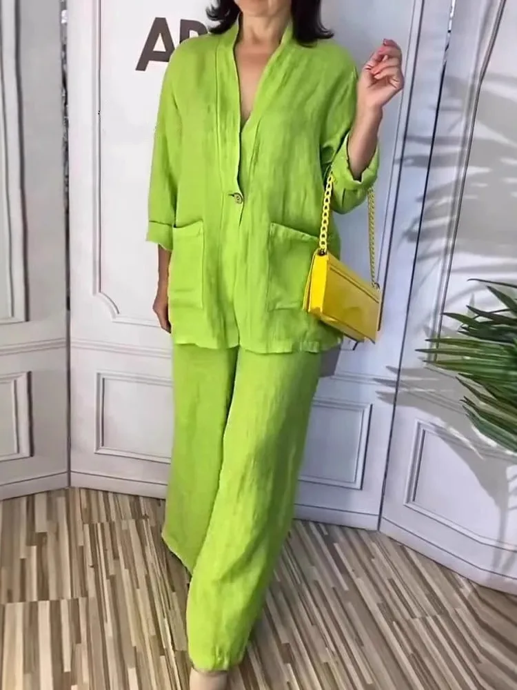 New Elegant Office Woman Solid Trousers Sets Casual V Neck Shirt Pockets Top + Wide Leg Pant 2 Piece Set Women Loose Casual Suit
New Elegant Office Woman Solid Trousers Sets Casual V Neck Shirt Pockets Top + Wide Leg Pant 2 Piece Set Women Loose Casual Suit