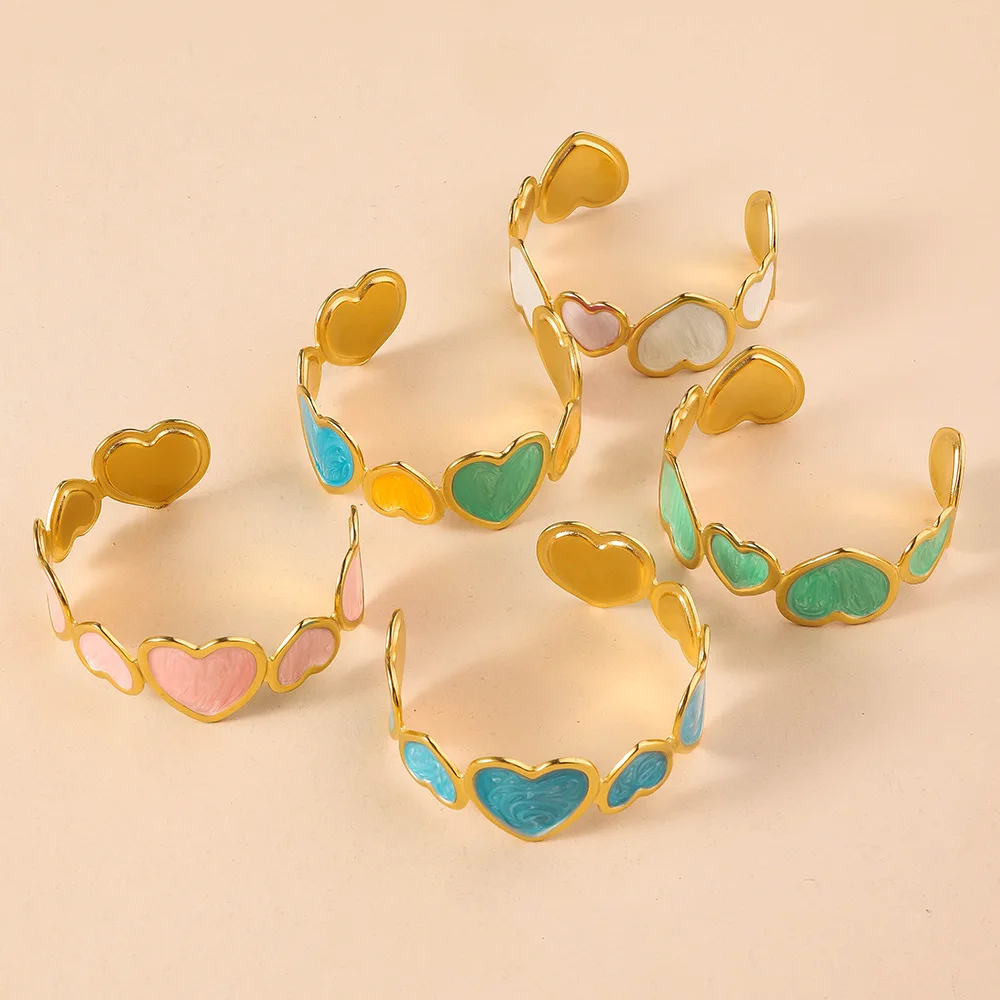New Women's Love Dripping Oil Stainless Steel Bracelet, Colorful Trendy Heart Pattern Bracelet, Party Jewelry Accessories Gift
New Women's Love Dripping Oil Stainless Steel Bracelet, Colorful Trendy Heart Pattern Bracelet, Party Jewelry Accessories Gift