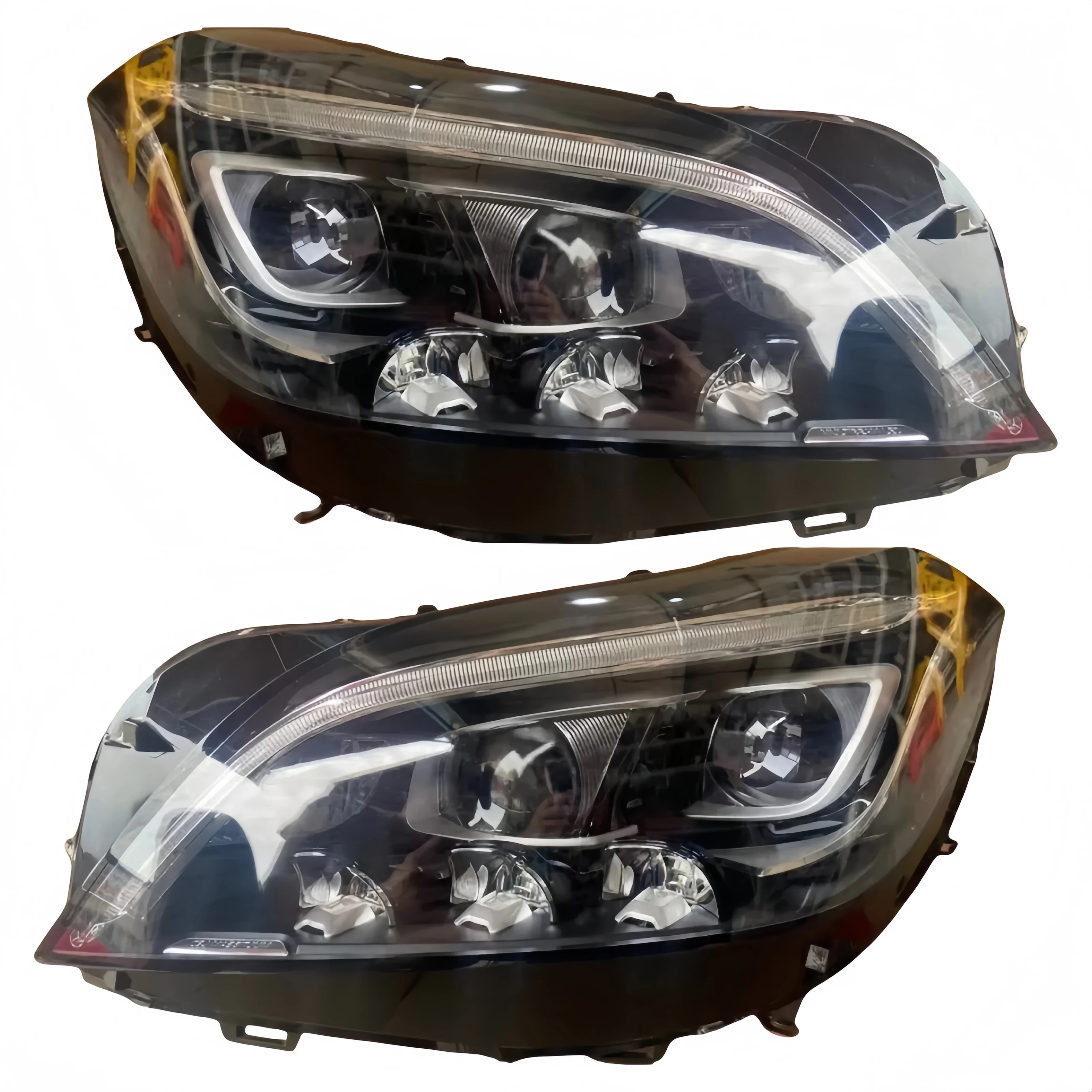 Applicable Mercedes-Benz W218 LED left and right 2 pieces headlight A2189060202 A218060102 EU
Applicable Mercedes-Benz W218 LED left and right 2 pieces headlight A2189060202 A218060102 EU