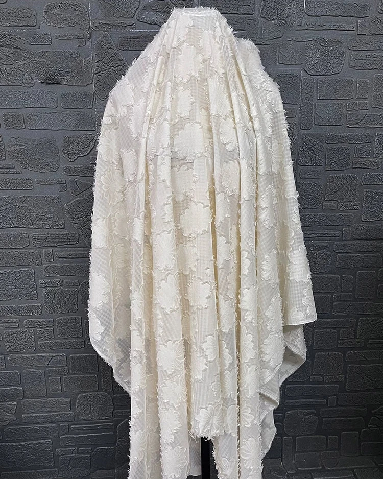 1yard Tassel cut matirial fabric for dress Hanfu Cheongsam clothing designer fabric
1yard Tassel cut matirial fabric for dress Hanfu Cheongsam clothing designer fabric