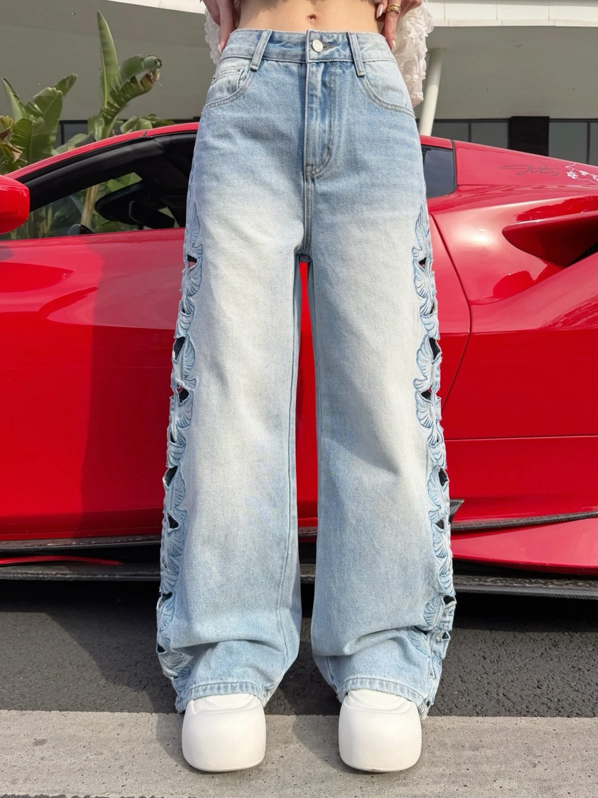 Blue Hollow Design High Waist Wide Leg Jeans Women's Heavy Embroidery Loose Drape Straight Cut Trousers Summer Casual Style
Blue Hollow Design High Waist Wide Leg Jeans Women's Heavy Embroidery Loose Drape Straight Cut Trousers Summer Casual Style
