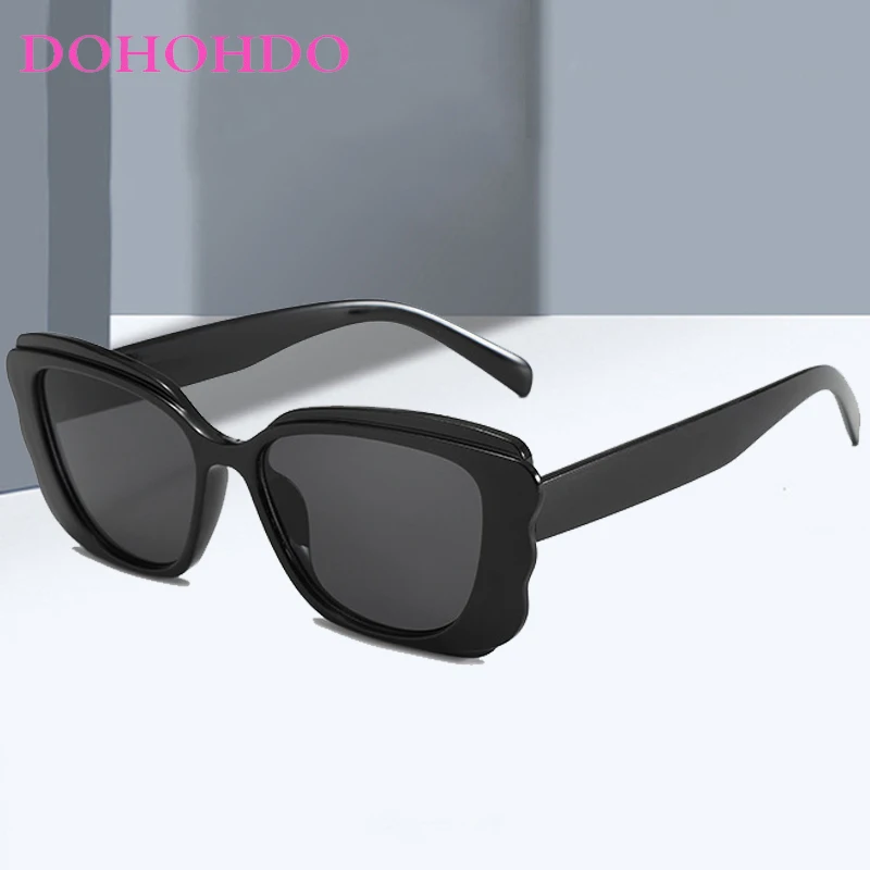 Vintage Trendy Butterfly Sunglasses Women Men Fashion Luxury Brand Designer Personality Travel Sunglasses Female Lentes UV400 
Vintage Trendy Butterfly Sunglasses Women Men Fashion Luxury Brand Designer Personality Travel Sunglasses Female Lentes UV400