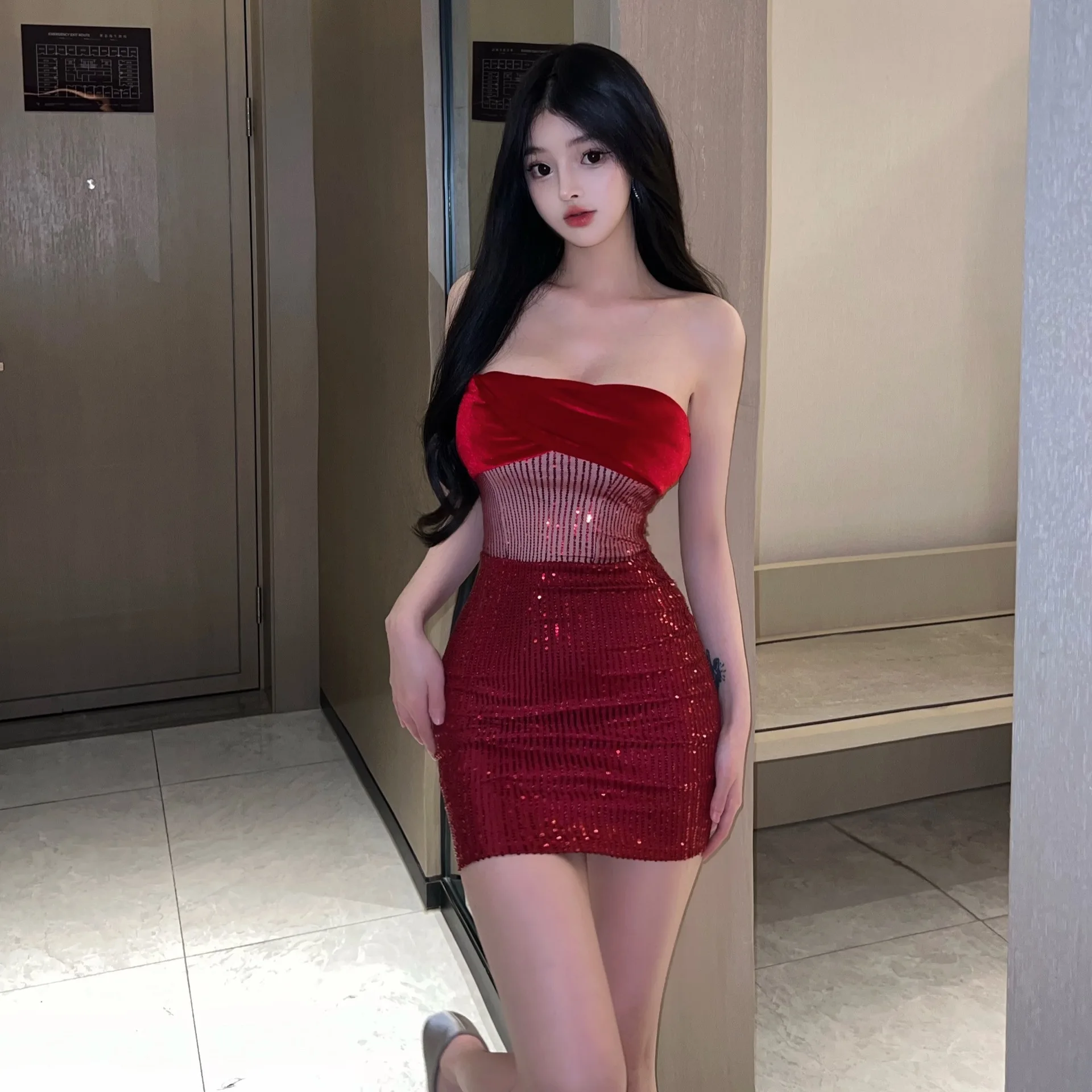 Сексуальное красное платье-комбинация с пайетками и низкой талией в стиле Cisas для подружек невесты, для вечеринок и коктейлей
Сексуальное красное платье-комбинация с пайетками и низкой талией в стиле Cisas для подружек невесты, для вечеринок и коктейлей