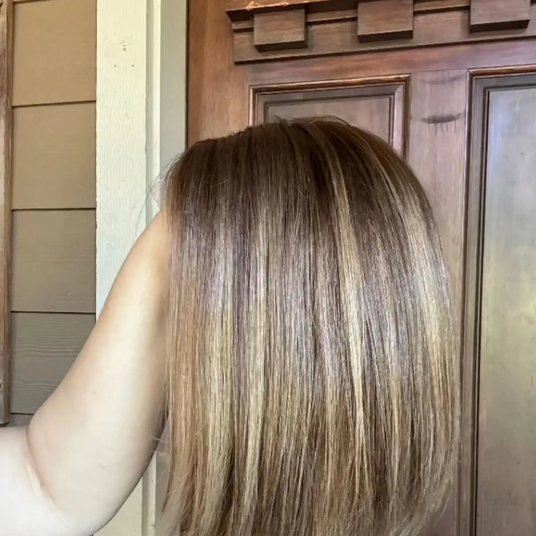 Bob Ombre Chestnut Brown Highlights Front Lace Wigs Natural Straight Short 180% High Density 13*4 HD Invisible Lace Glueless Wig
Bob Ombre Chestnut Brown Highlights Front Lace Wigs Natural Straight Short 180% High Density 13*4 HD Invisible Lace Glueless Wig