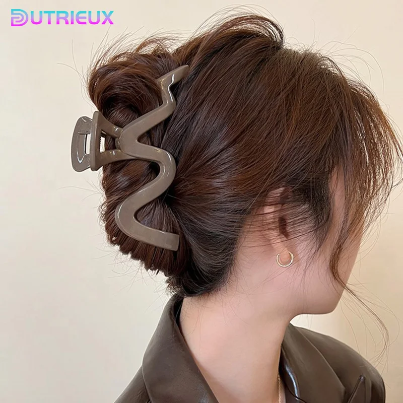 12.5cm Large Wave Hair Clips For Women Hairpin Acrylic Hair Claw Clip Hair Accessories Fashion Girls Headwear 4 Colors
12.5cm Large Wave Hair Clips For Women Hairpin Acrylic Hair Claw Clip Hair Accessories Fashion Girls Headwear 4 Colors