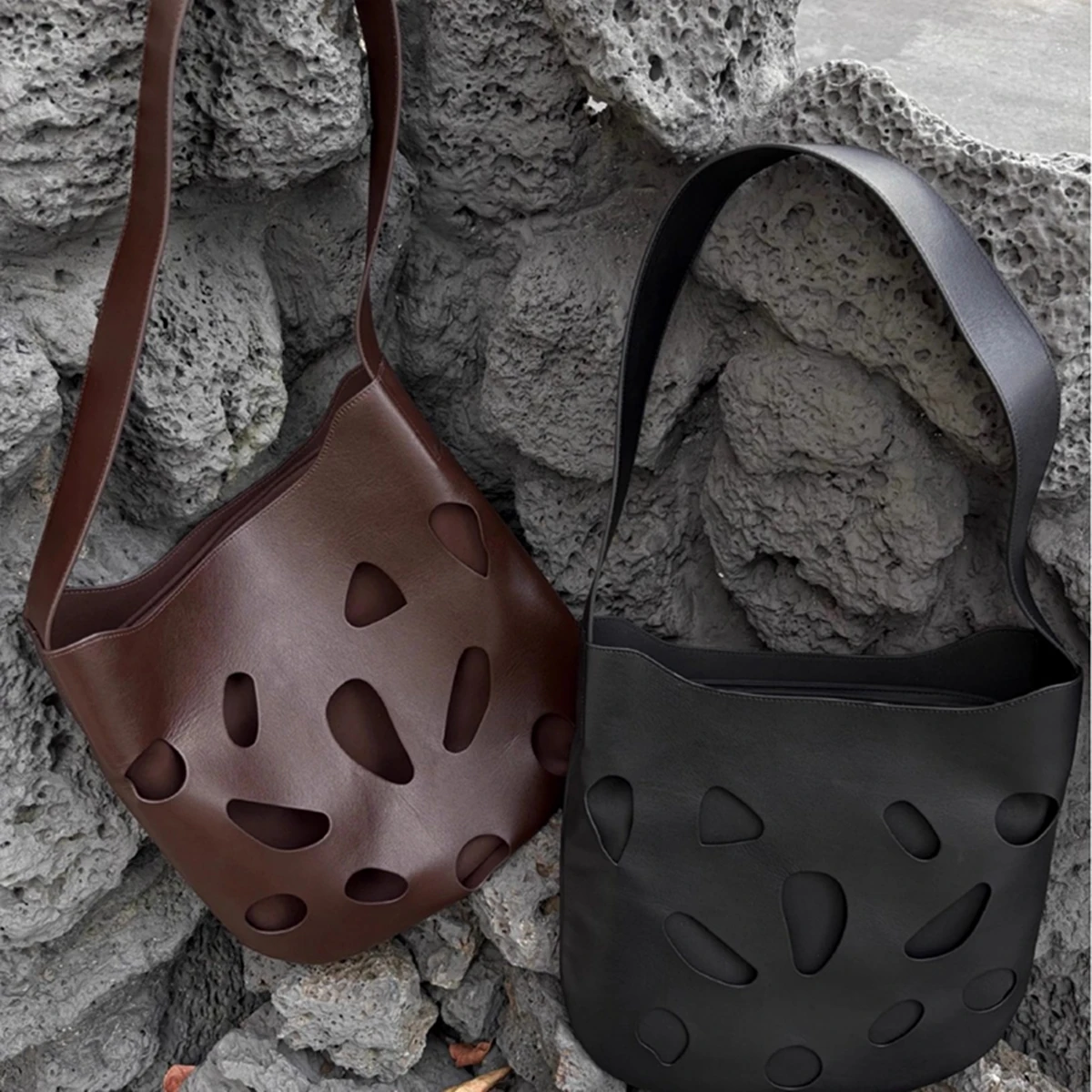 Withered Minimalist Genuine Leather Cave Bag Fashionable Simple Large-capacity Hand-held Bag Niche Underarm Bag Women
Withered Minimalist Genuine Leather Cave Bag Fashionable Simple Large-capacity Hand-held Bag Niche Underarm Bag Women