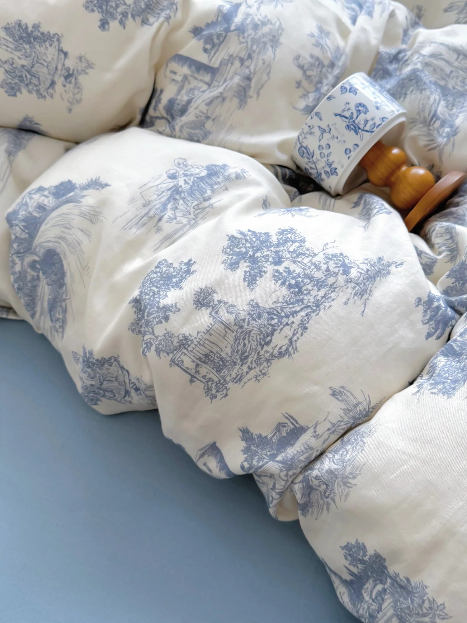Pure Cotton A-Class Double Layer Bedding Cover Tee-Piece Set Dormi Quilt Cover 50x200x230 Student Dormi Bedding
Pure Cotton A-Class Double Layer Bedding Cover Tee-Piece Set Dormi Quilt Cover 50x200x230 Student Dormi Bedding