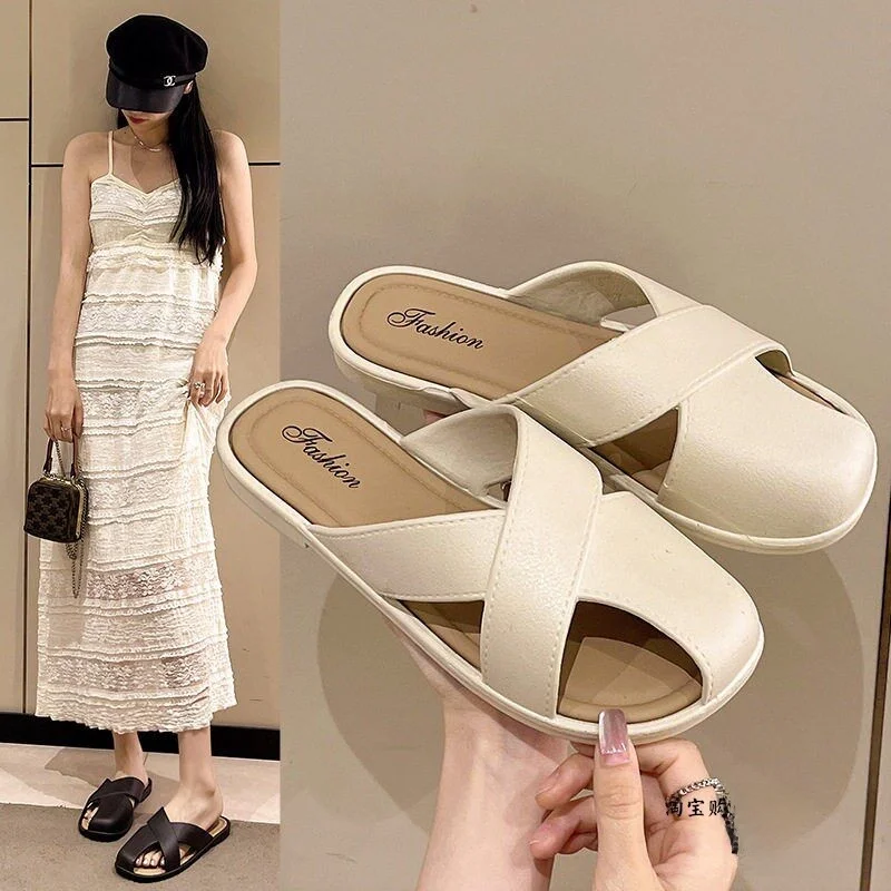 2026 Summer New Fairy Simple Sweet Head Covered Slippers Women's Fashionable Flat Heel Anti-Slip PVC Bottom Casual Slippers
2026 Summer New Fairy Simple Sweet Head Covered Slippers Women's Fashionable Flat Heel Anti-Slip PVC Bottom Casual Slippers